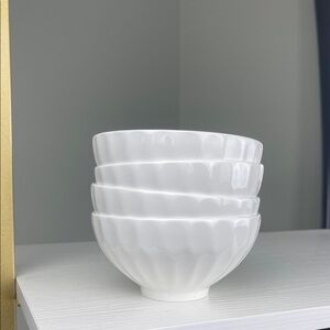 Homegoods Genuine Bone China White Scalloped Bowl set of 4